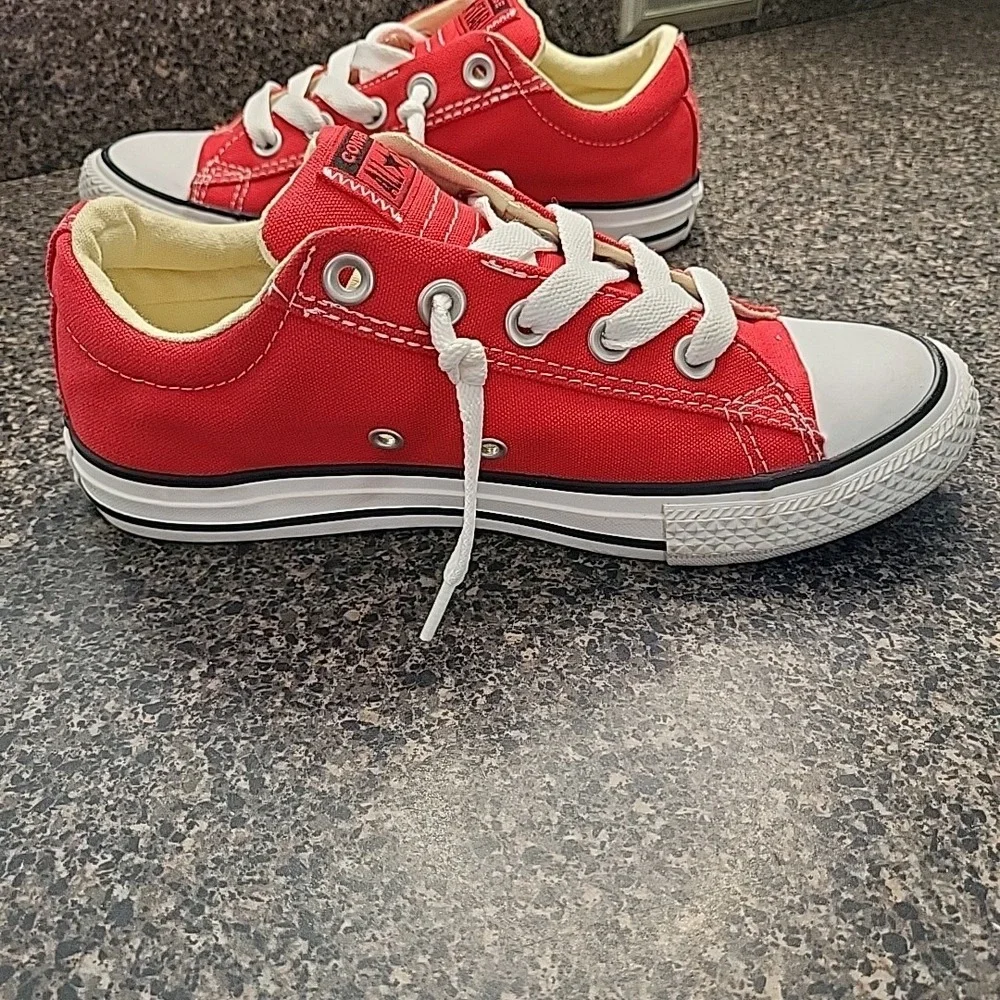 Converse All Stars Chuck Taylor Padded Youth Junior Shoes 637819F Red Sz‎ 3